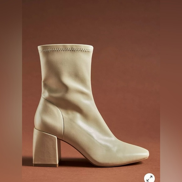NEW with tags (NWT) Anthropologie Silent D Cream Carina Heeled Ankle
Boots - Picture 3 of 3